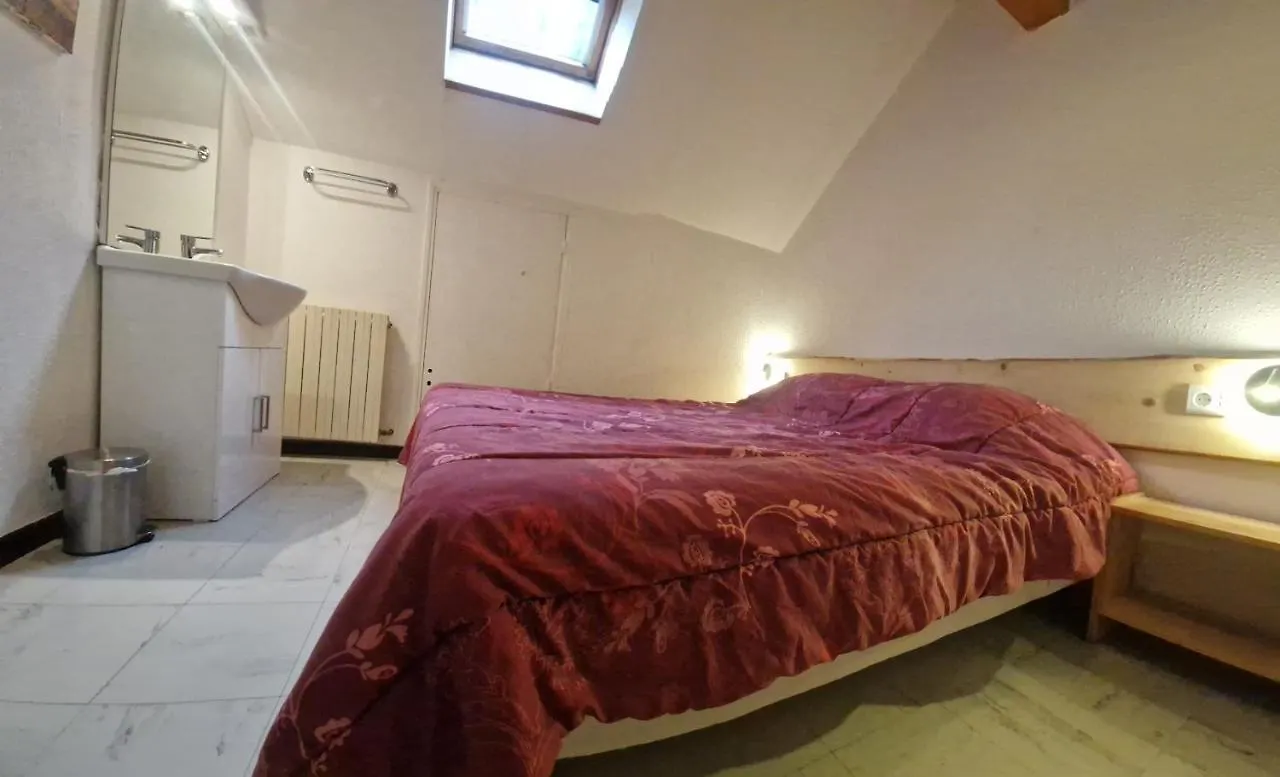 Chalet Les Moineaux Chambres D'Hotes Jausiers