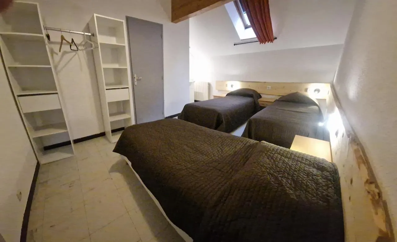 Apartment Chalet Les Moineaux Chambres D'Hotes Jausiers Frankreich