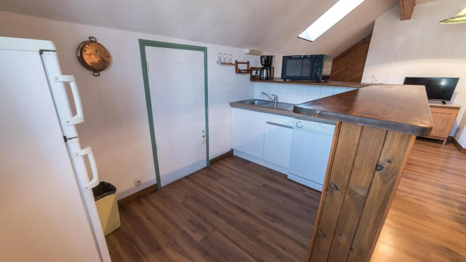 Apartment Chalet Les Moineaux Chambres D'Hotes Jausiers
