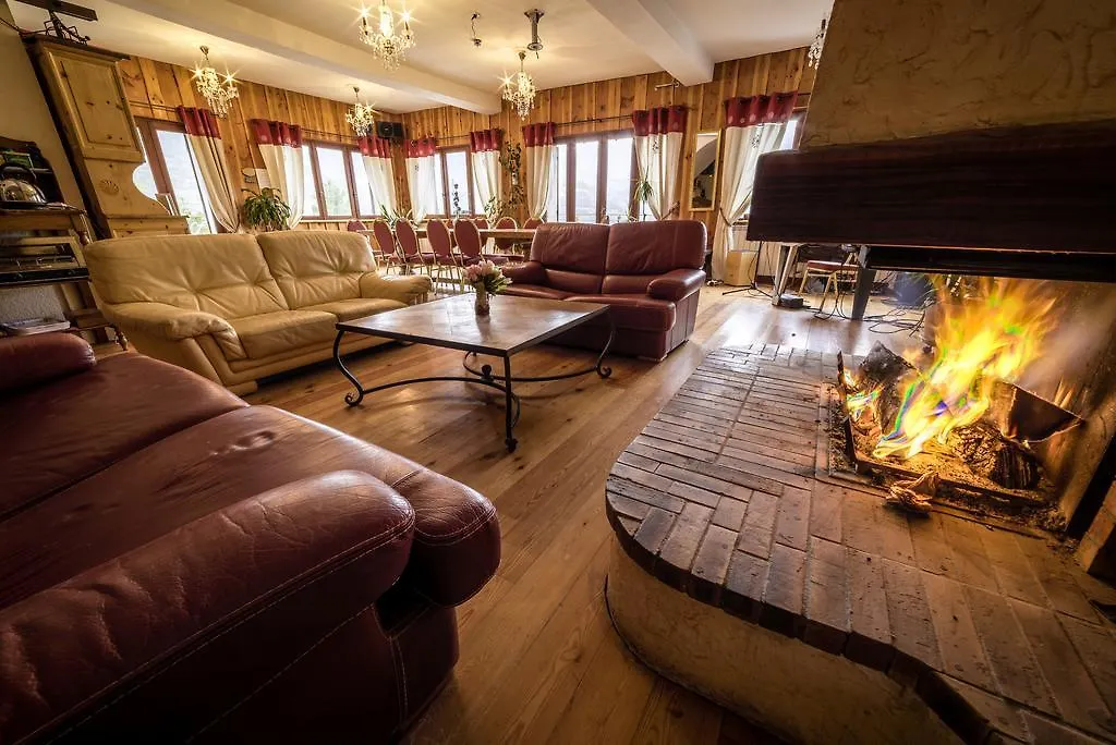 Apartment Chalet Les Moineaux Chambres D'Hotes Jausiers